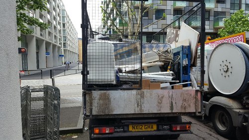 Eco-friendly fridge recycling process